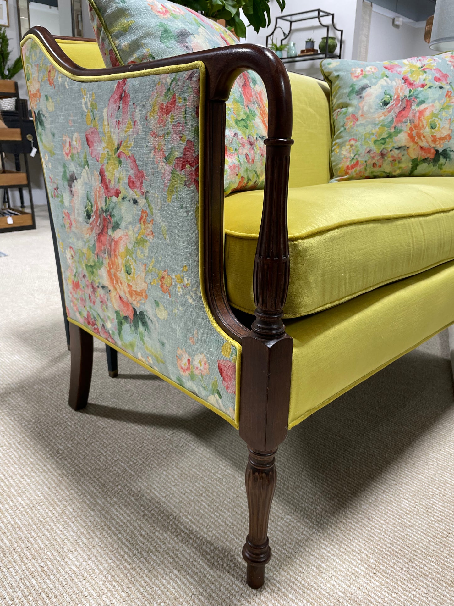 Loveseat Sheraton Federal style